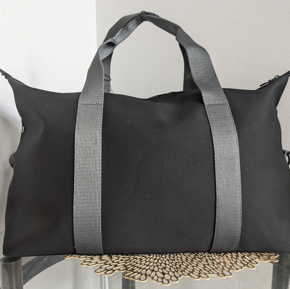 Coach - Picture 7 of 11